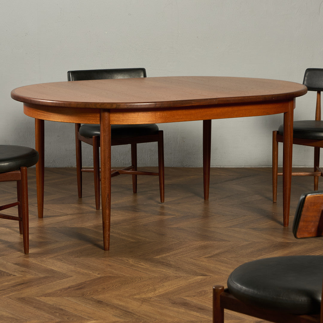 ヴィンテージ エクステンション オーバルダイニングテーブル