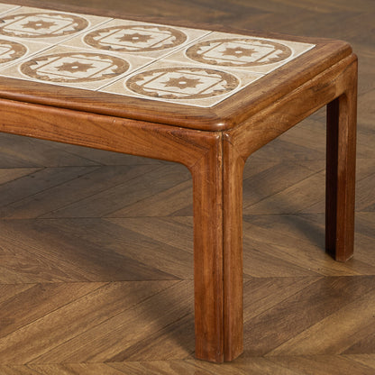 タイルトップ コーヒーテーブル