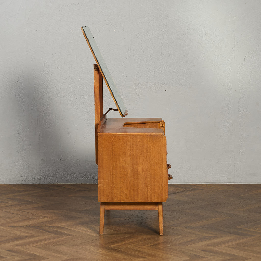 G-PLAN(ジープラン) / DRESSER ドレッサー (2) G-PLAN(ジープラン) / DRESSER ドレッサー (2) G-PLAN(ジープラン