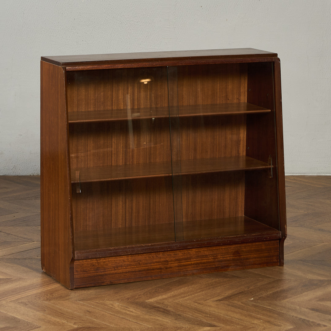 Brandon ヴィンテージ ガラスキャビネット