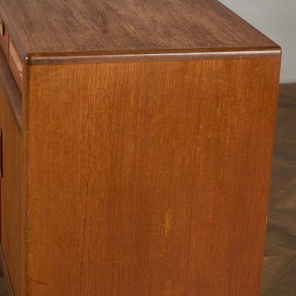 Fresco ヴィンテージ 脚付き サイドボード (4072)