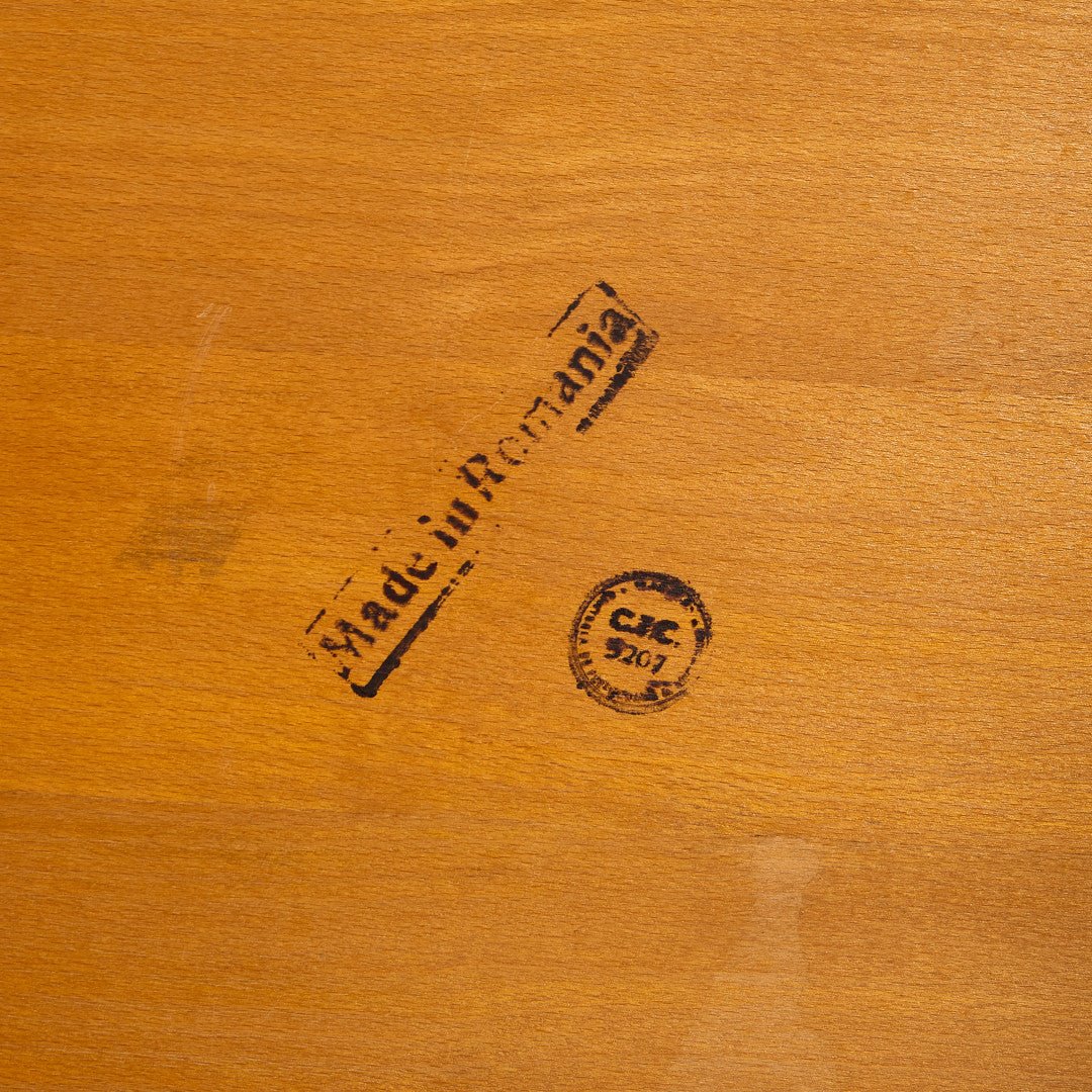 ルーマニア製 ヴィンテージ ネストテーブル