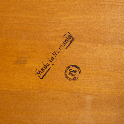 ルーマニア製 ヴィンテージ ネストテーブル