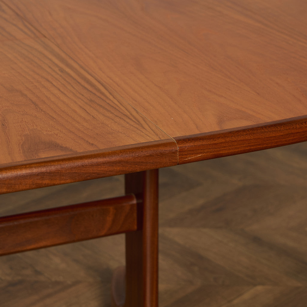 Fresco ホエールレッグ ダイニングテーブル 4393