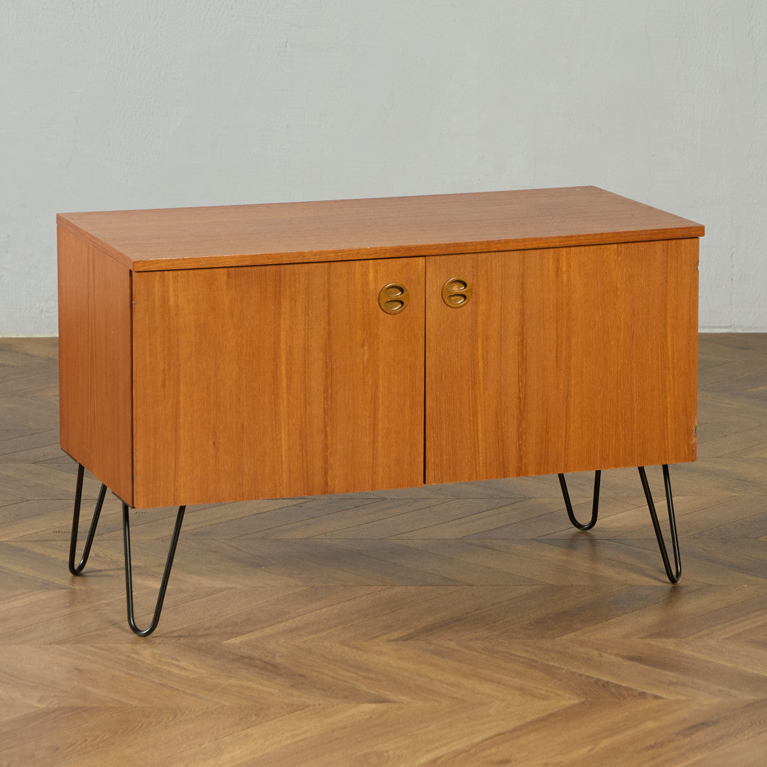 英国 ヴィンテージ キャビネット