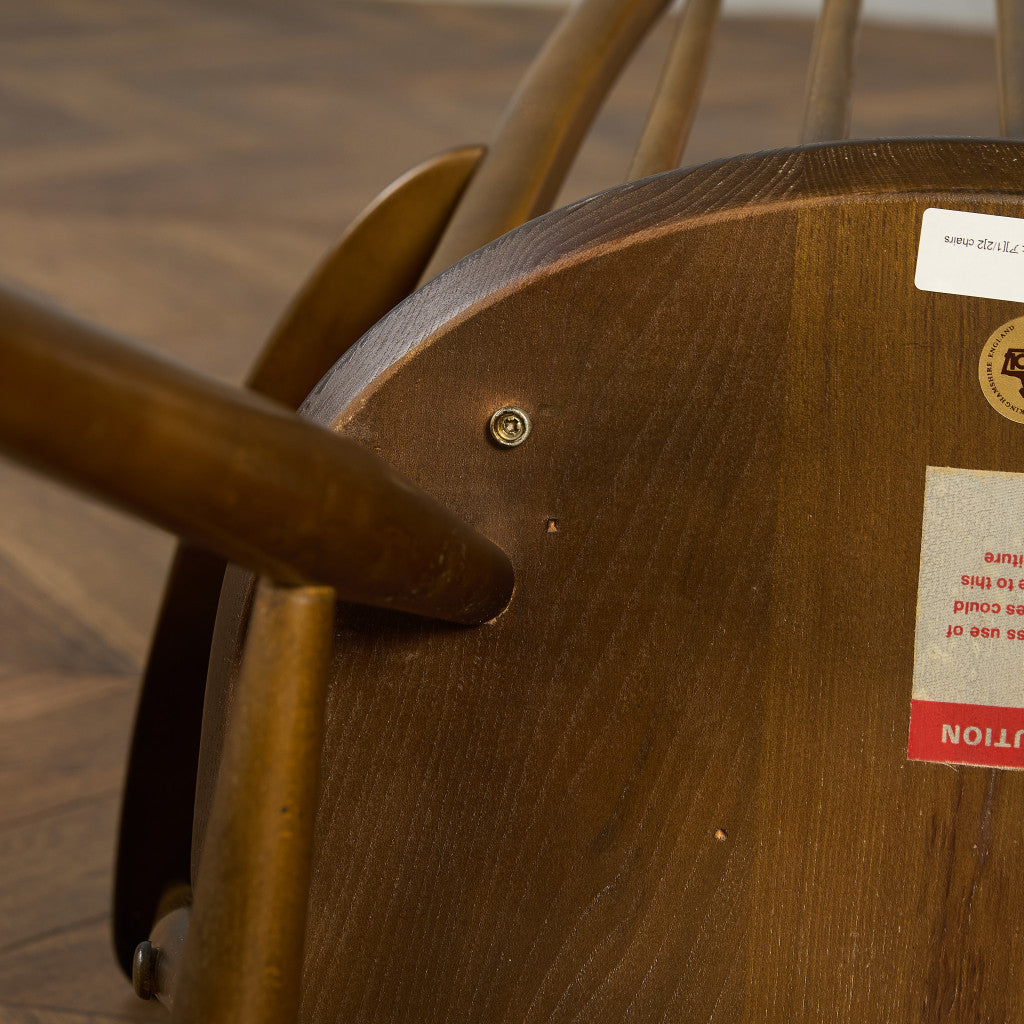 ヴィンテージ クエーカー アームチェア ラウンドゴールドラベル
