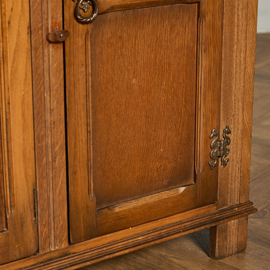 英国 クラシック ウェルシュドレッサー 食器棚