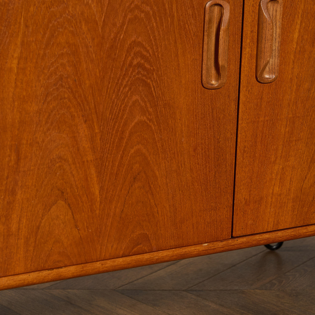 Fresco ヴィンテージ サイドボード カスタム アイアン ヘアピンレッグ