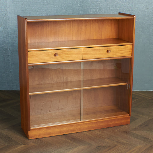 ヴィンテージ ガラスキャビネット