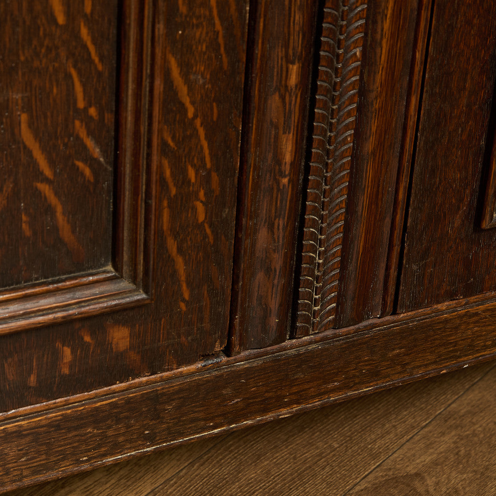 英国 クラシック コートカップボード