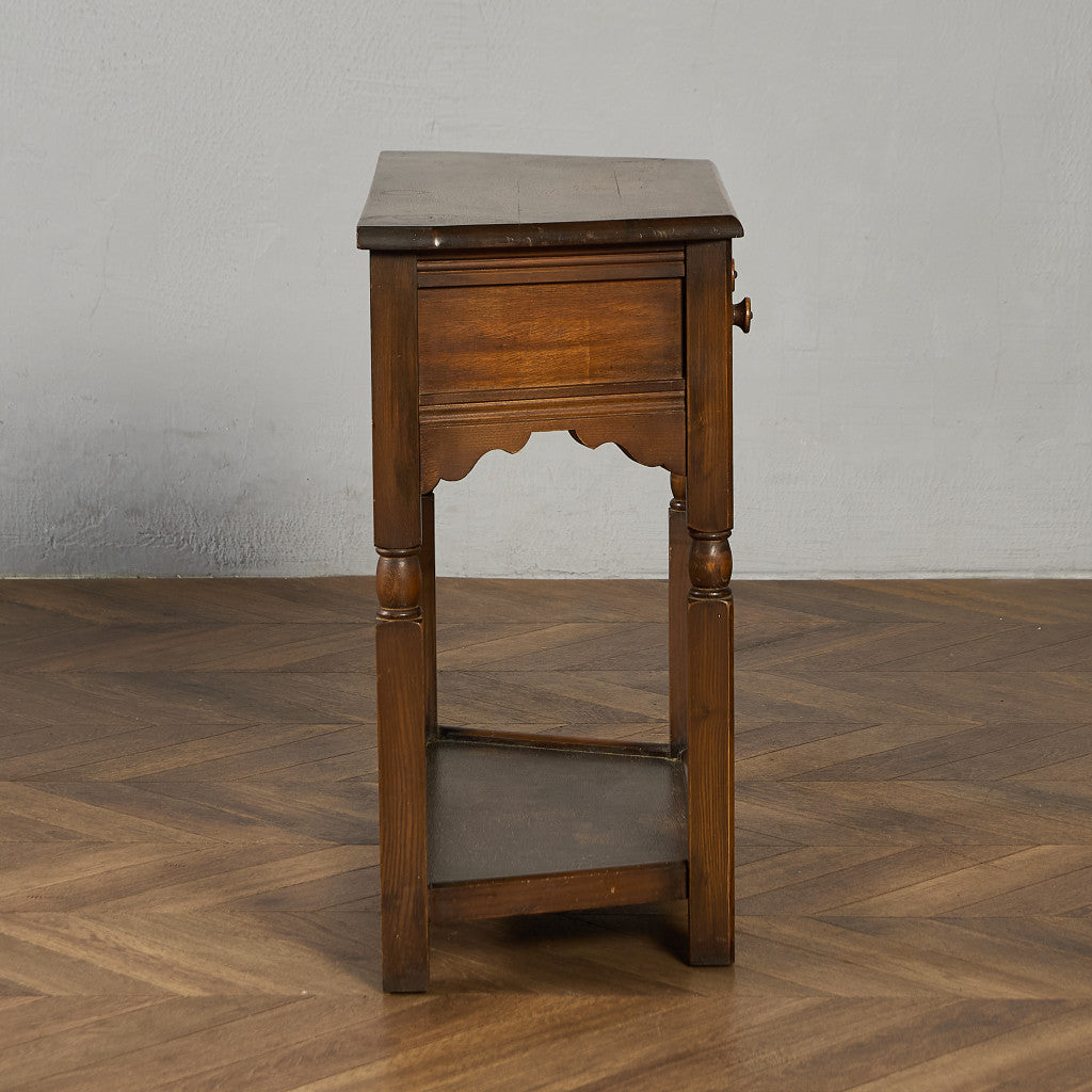 英国 クラシック サイドキャビネット サイドテーブル