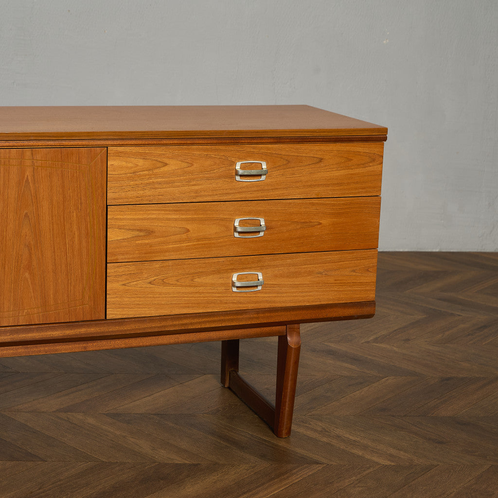 ヴィンテージ サイドボード