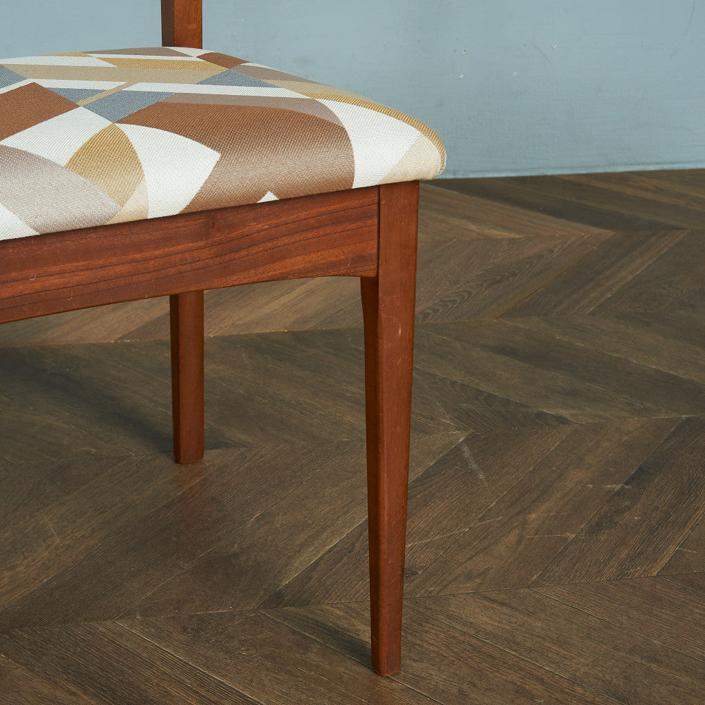 ヴィンテージ ダイニングチェア / 座面張替え済み (LUUM)