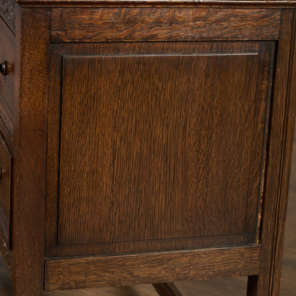 英国 クラシック コートカップボード