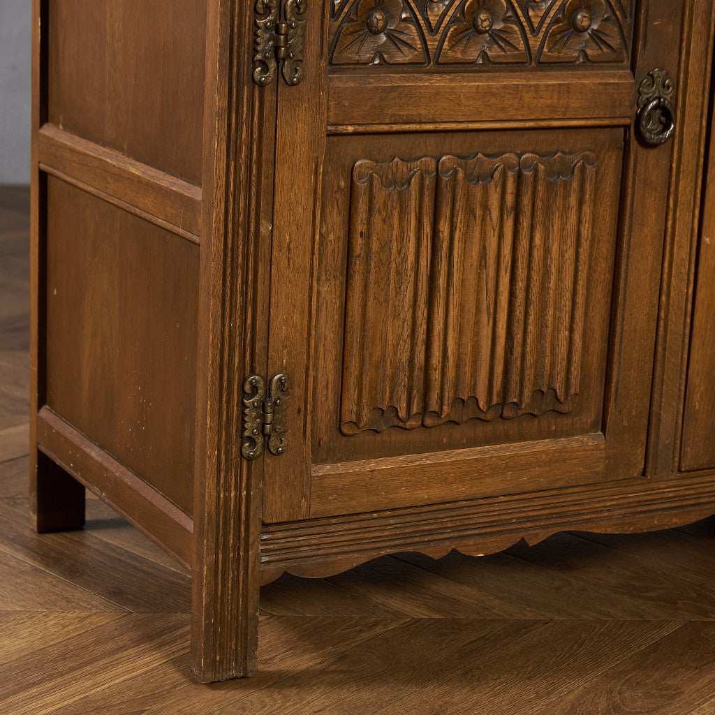 オーク材 ウェルシュドレッサー