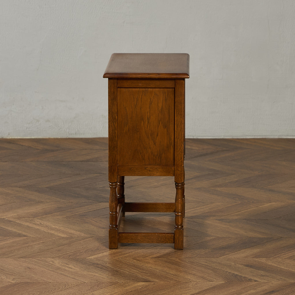 英国 クラシック サイドキャビネット サイドテーブル