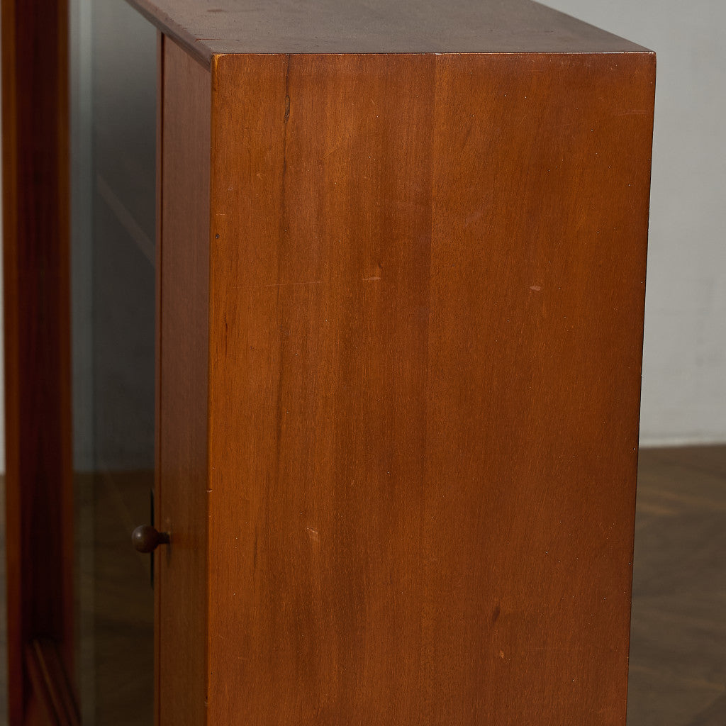 ヴィンテージ ガラスキャビネット