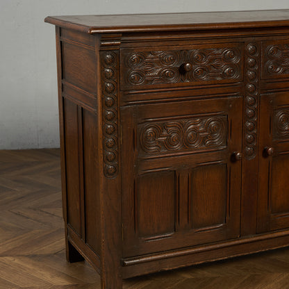 英国 クラシック キャビネット 食器棚