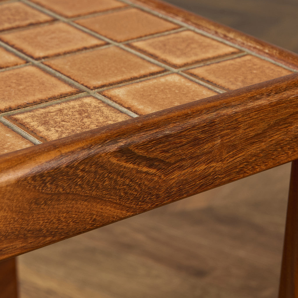 英国 ヴィンテージ タイルトップ ネストテーブル #91883