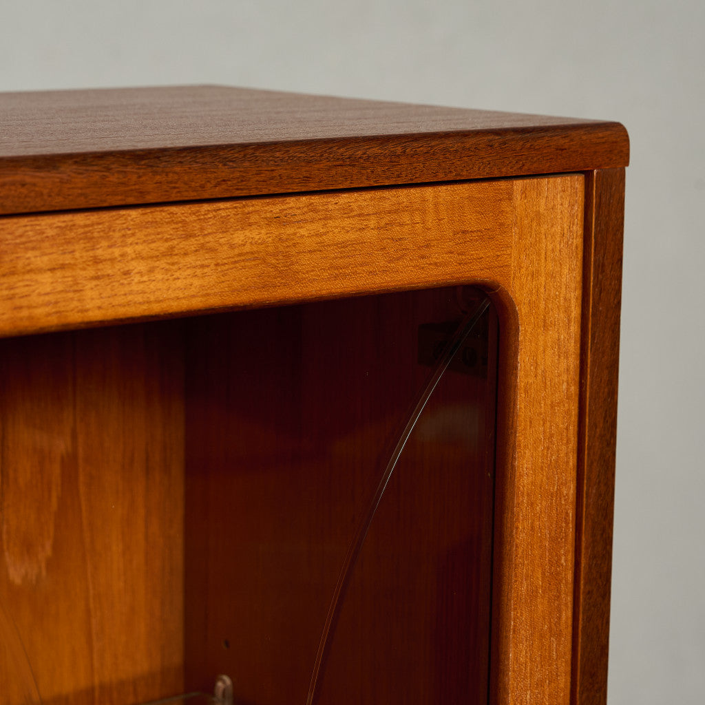 Fresco ガラス ブックケース カスタム アイアン ヘアピンレッグ