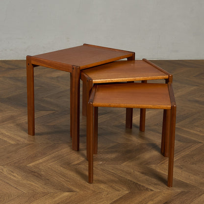 デンマーク ヴィンテージ ネストテーブル