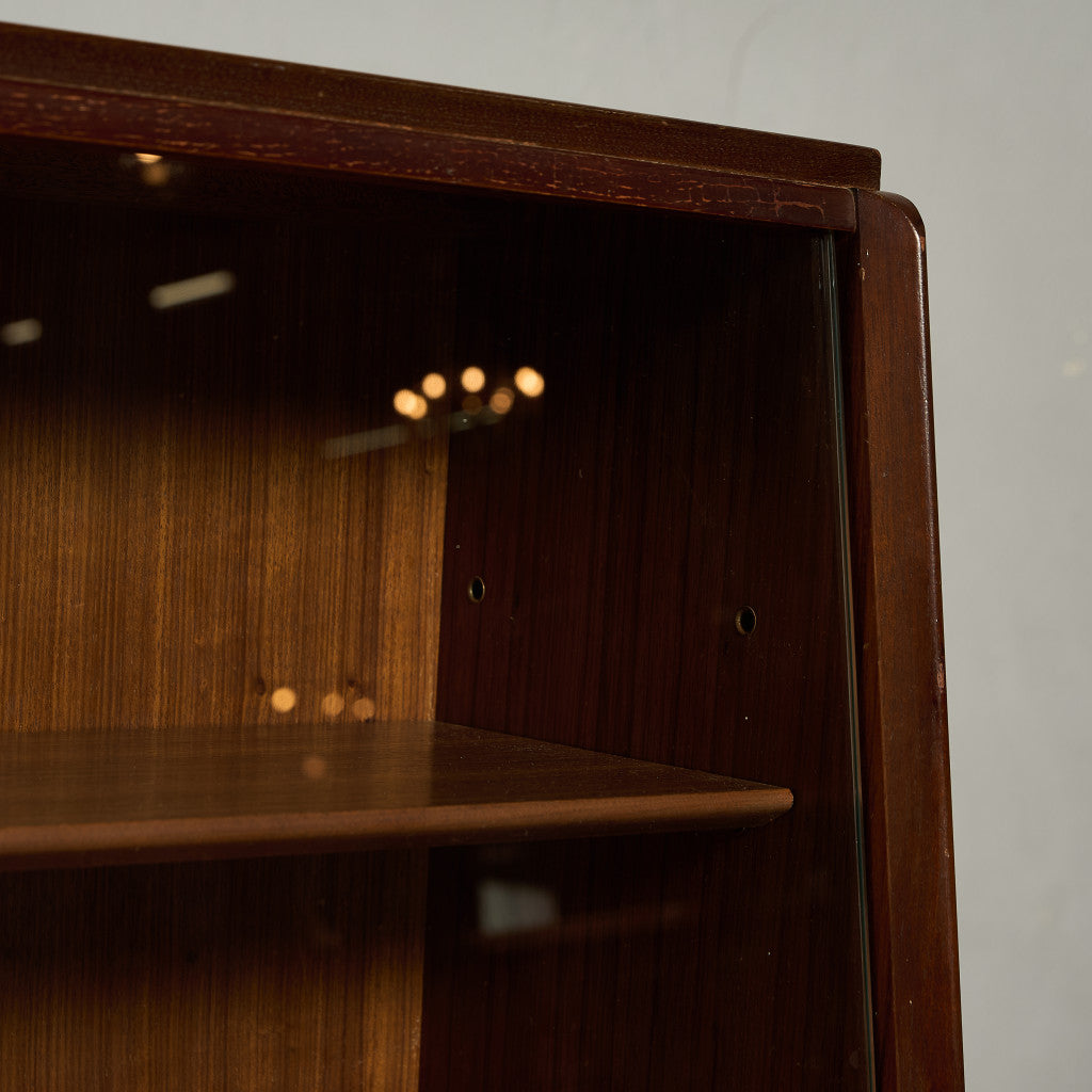 Brandon ヴィンテージ ガラスキャビネット