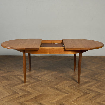 ヴィンテージ エクステンション オーバルダイニングテーブル