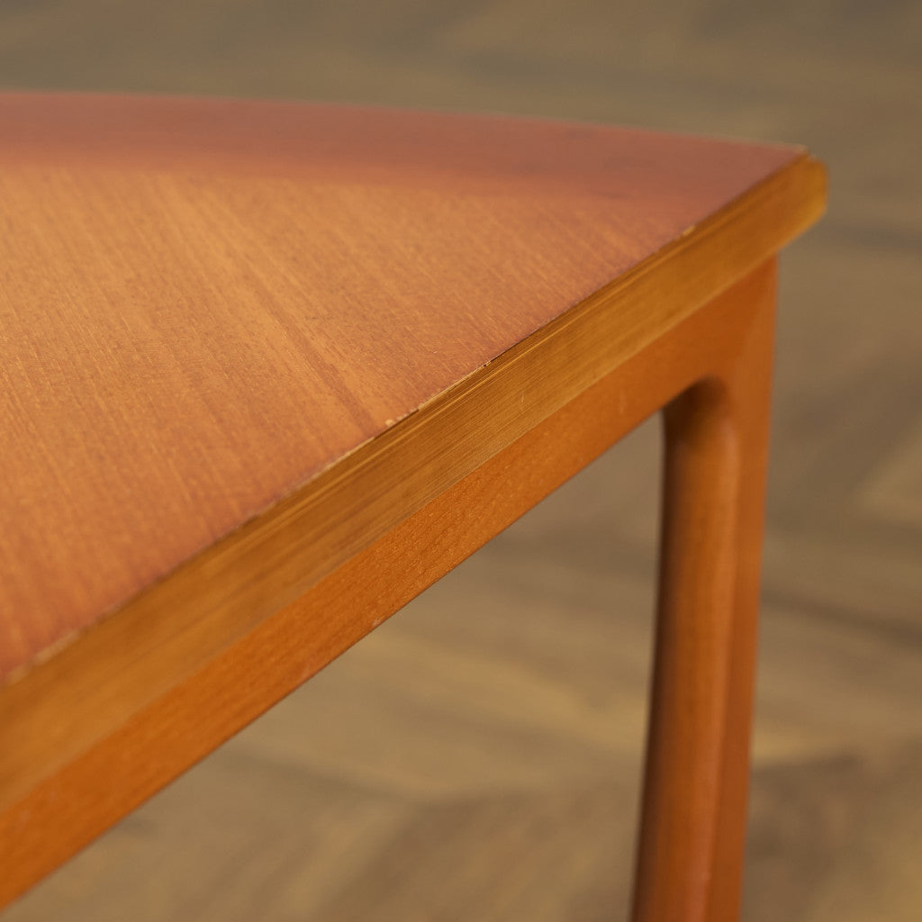 ヴィンテージ ガラストップ ネスト コーヒーテーブル