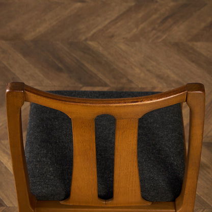 ダイニングチェア  座面張替え済み