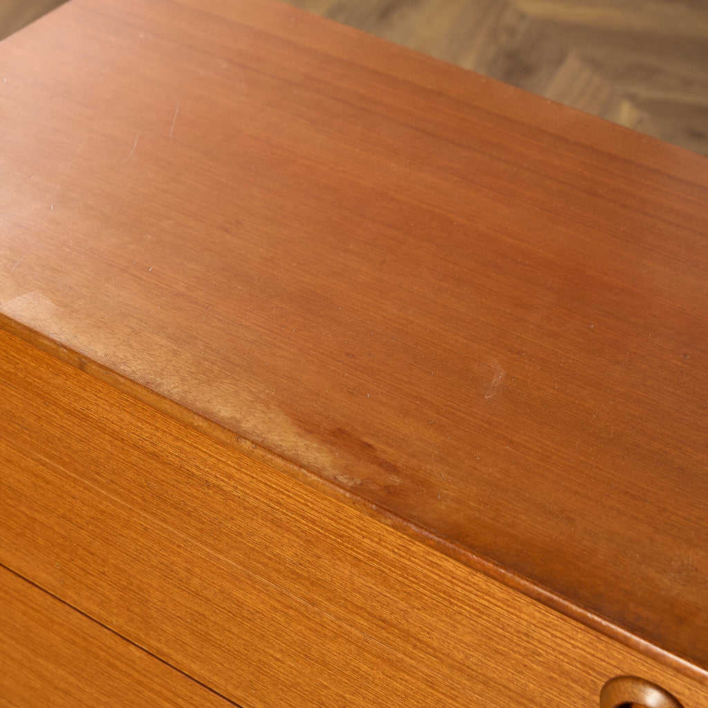 イギリス ヴィンテージ サイドボード