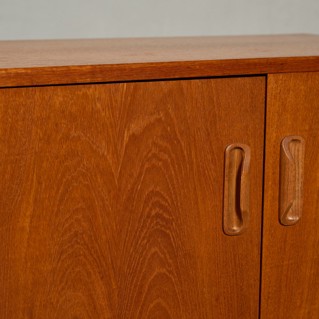 Fresco ヴィンテージ サイドボード カスタム アイアン ヘアピンレッグ