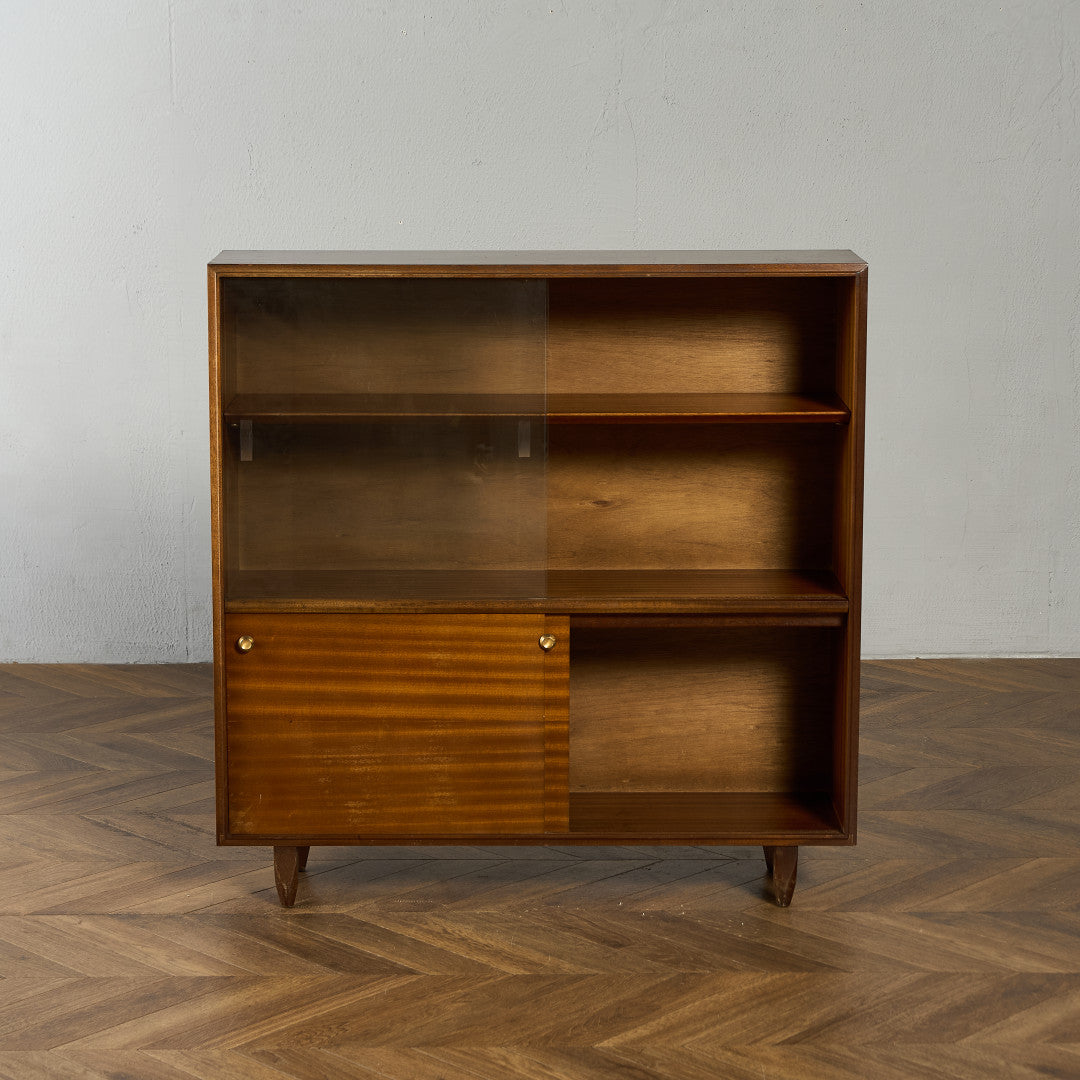 英国ヴィンテージ ガラスキャビネット