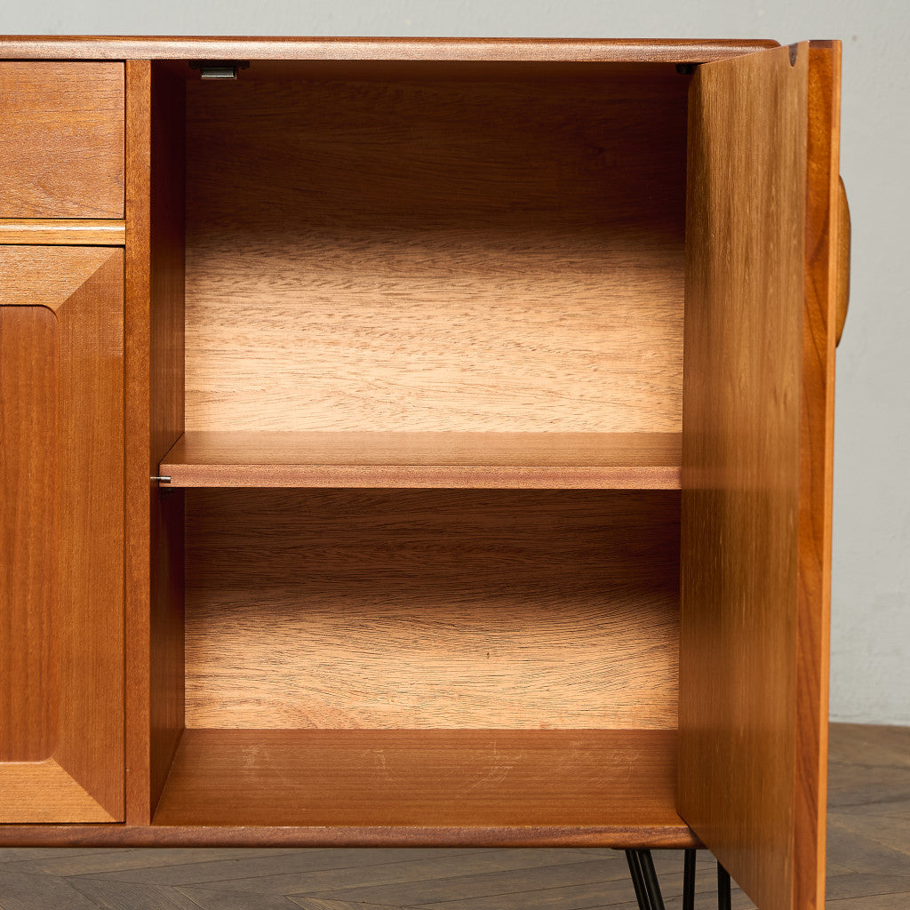 Fresco ヴィンテージ サイドボード カスタム アイアン ヘアピンレッグ