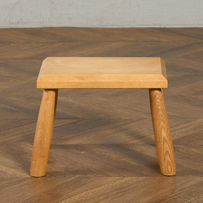 Chapel House Furniture ミルキングスツール