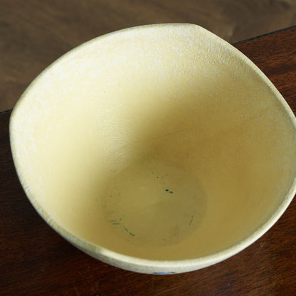 German Art Pottery ボウル