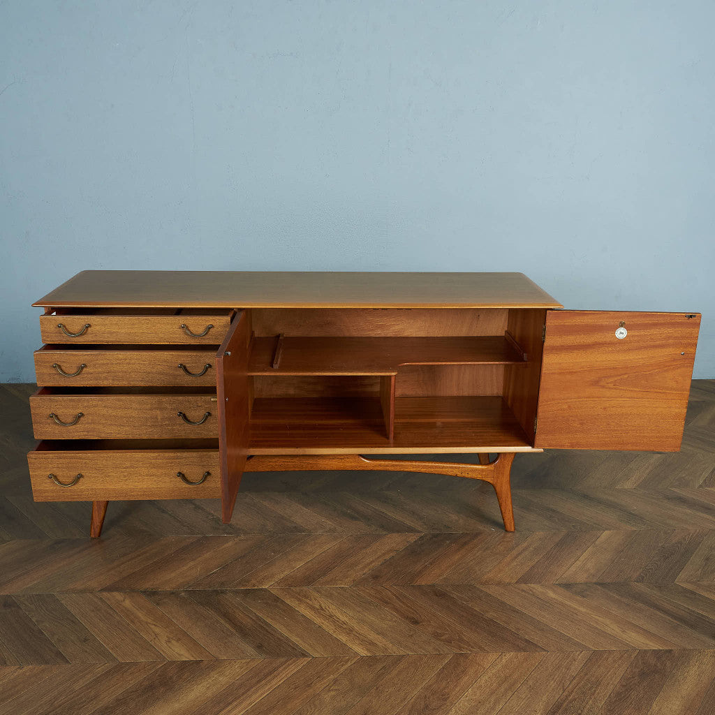 アルフレッド・コックス Alfred Cox – camori ヴィンテージ家具・北欧