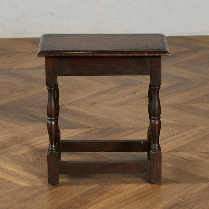 サイドテーブル