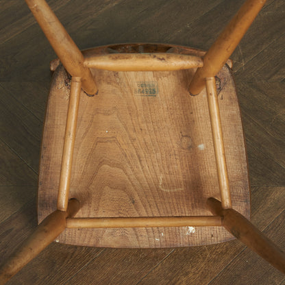 スティックバックチェア