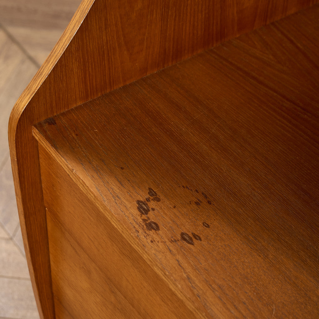 ヴィンテージ ハイ サイドボード