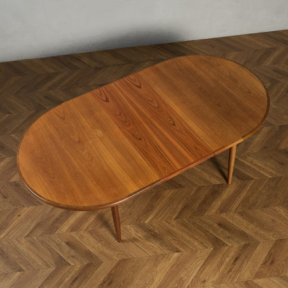 ヴィンテージ エクステンション オーバルダイニングテーブル