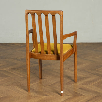 スラットバック アームチェア