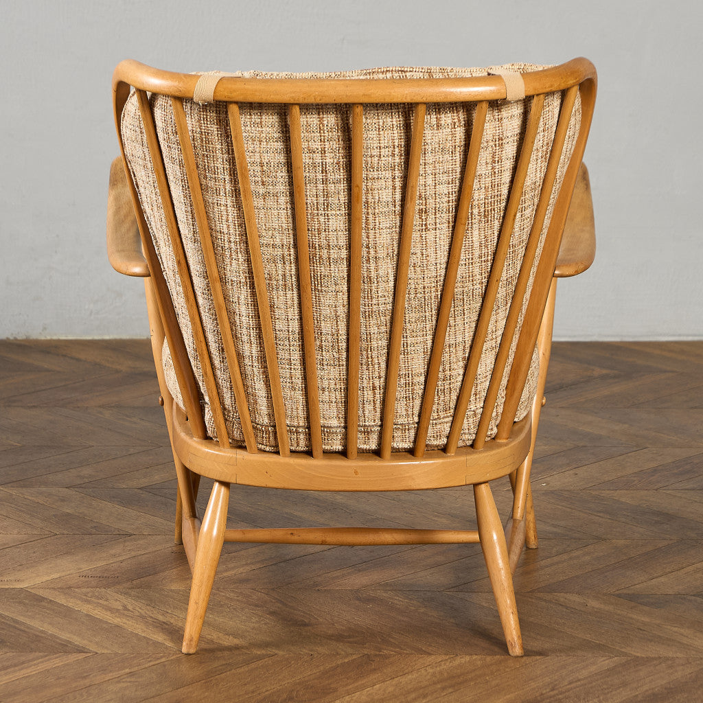 ヴィンテージ ウィングバック ラウンジチェア