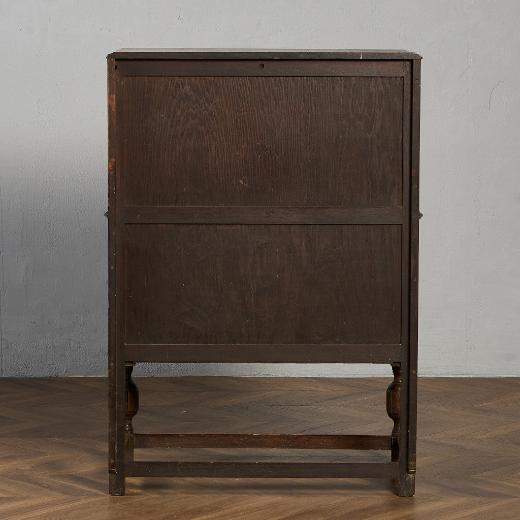 英国 クラシック コートカップボード