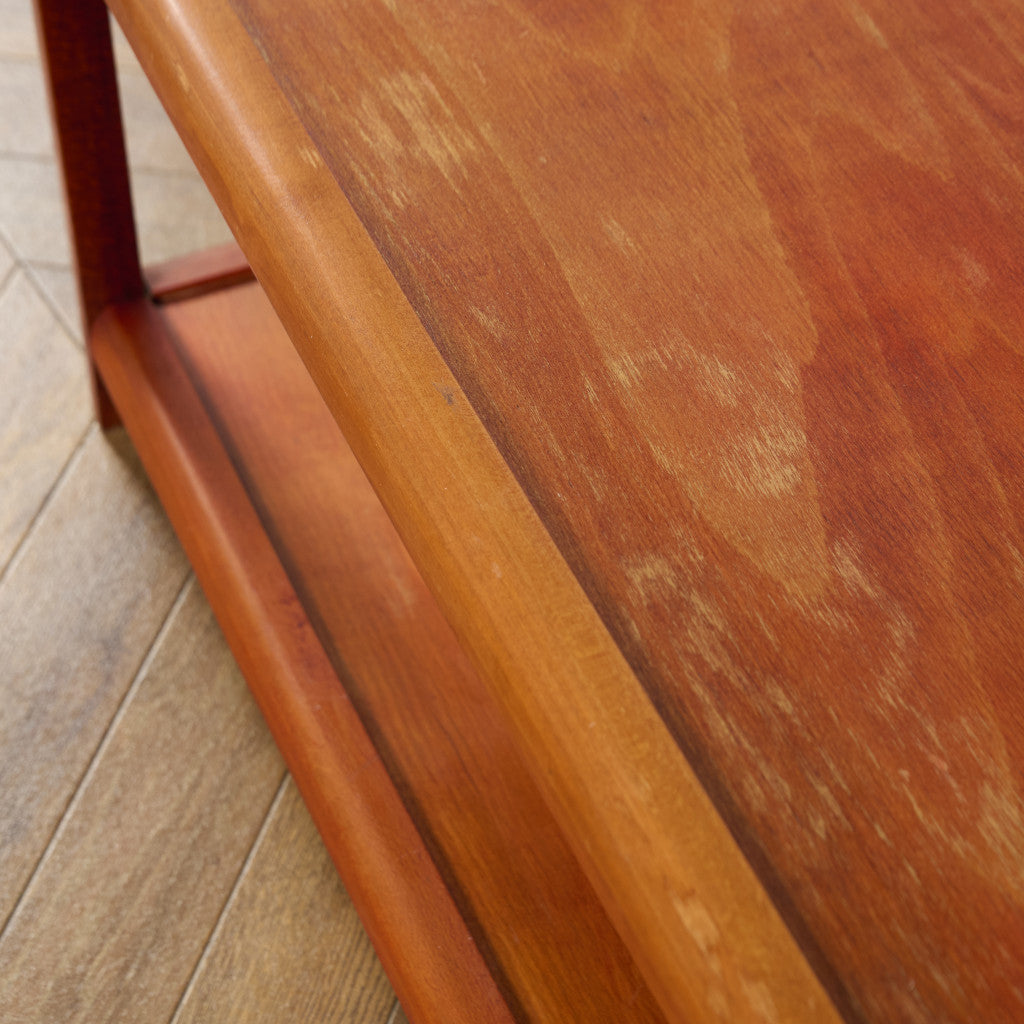 ルーマニア ヴィンテージ センターテーブル