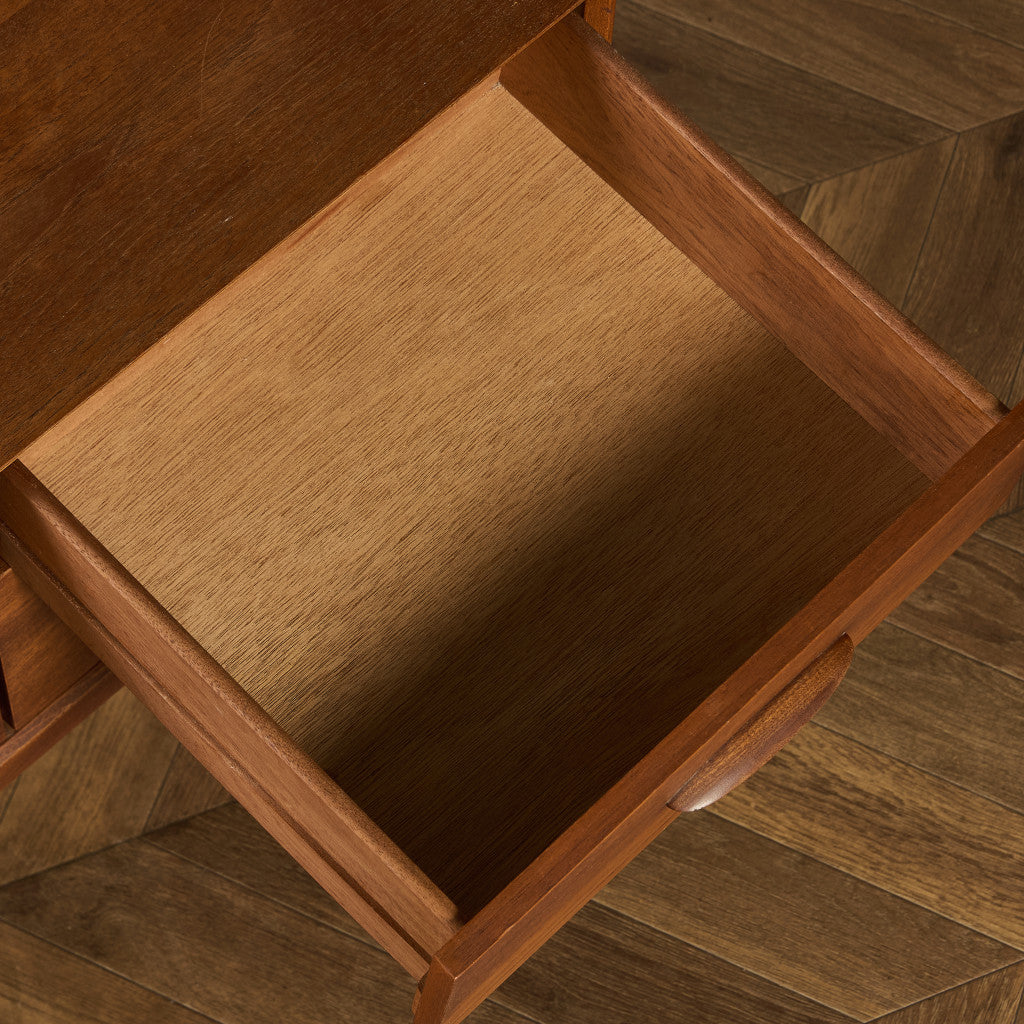 イギリス ヴィンテージ サイドボード