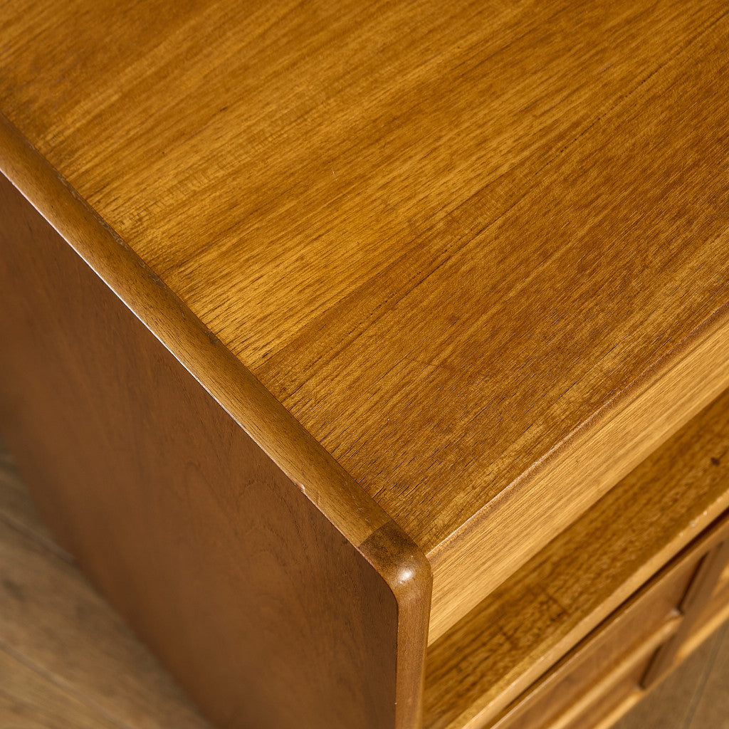 ヴィンテージ 十字扉 スモール キャビネット