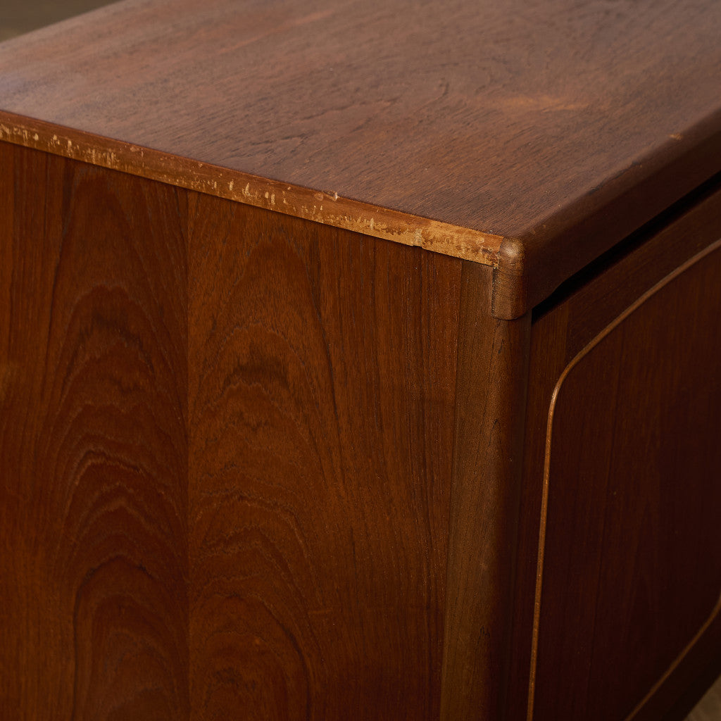 ヴィンテージ サイドボード