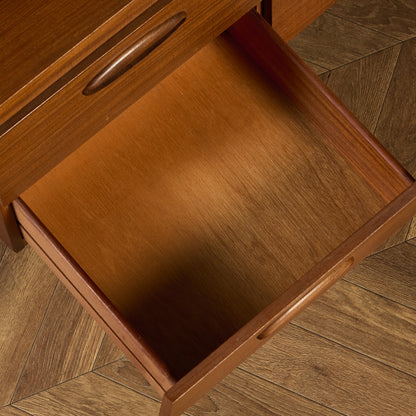 ホームウォージー ギャランティード ファニチャー Homeworthy guaranteed furniture ヴィンテージ サイドボード #89567