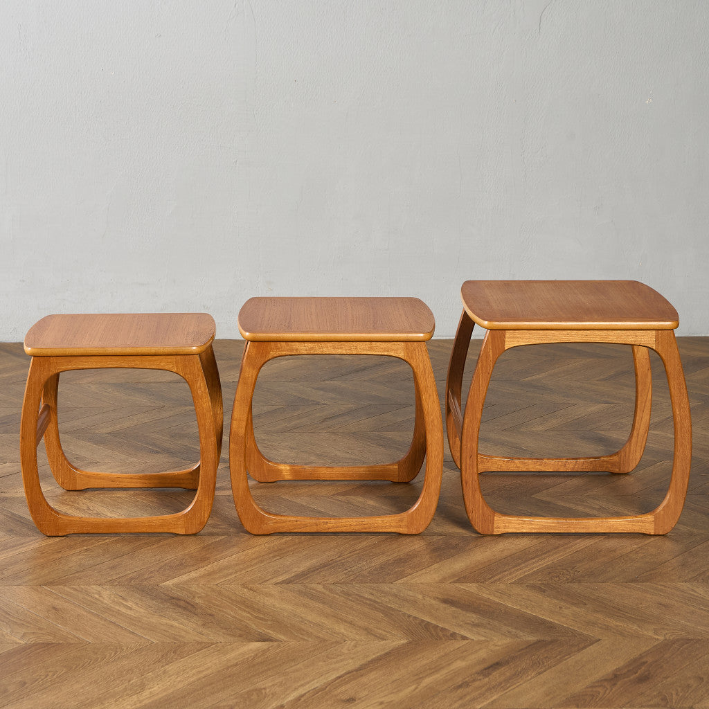 Burlington ネストテーブル