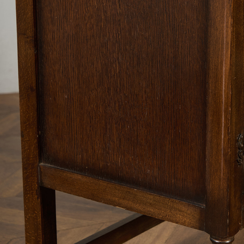 英国 クラシック キャビネット